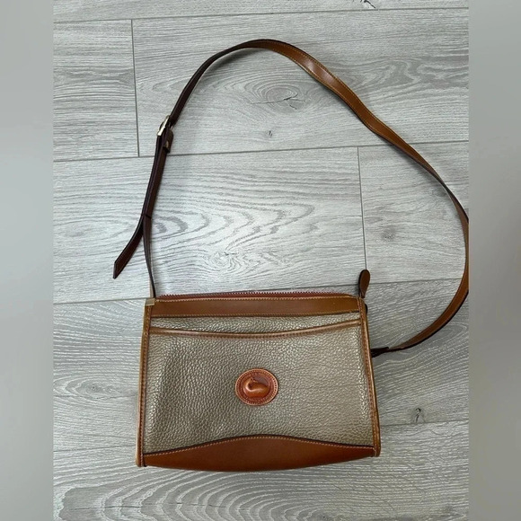 Vintage Dooney & Bourke cross  body bag - Picture 1 of 13